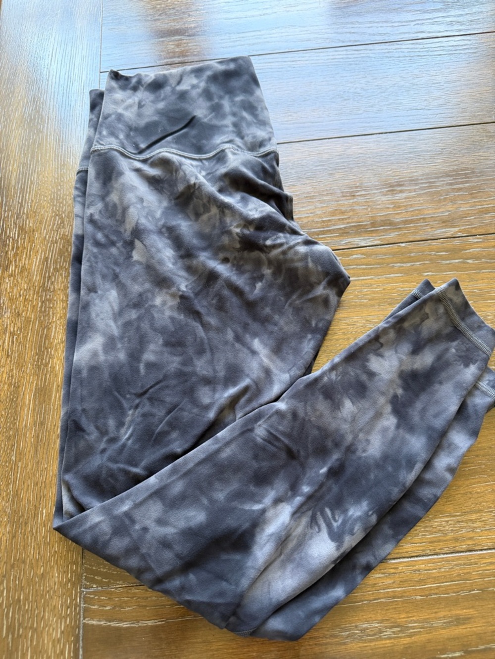 lululemon athletica Gray Tie-Dye Leggings- Align 28”